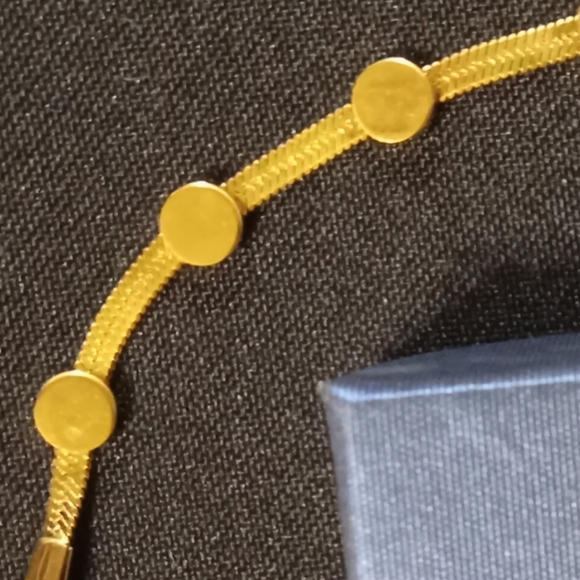 Elegant Gold Plated Statement Choker/Bracelet Snake Chain Extendable Hook Clasp - Picture 3 of 6